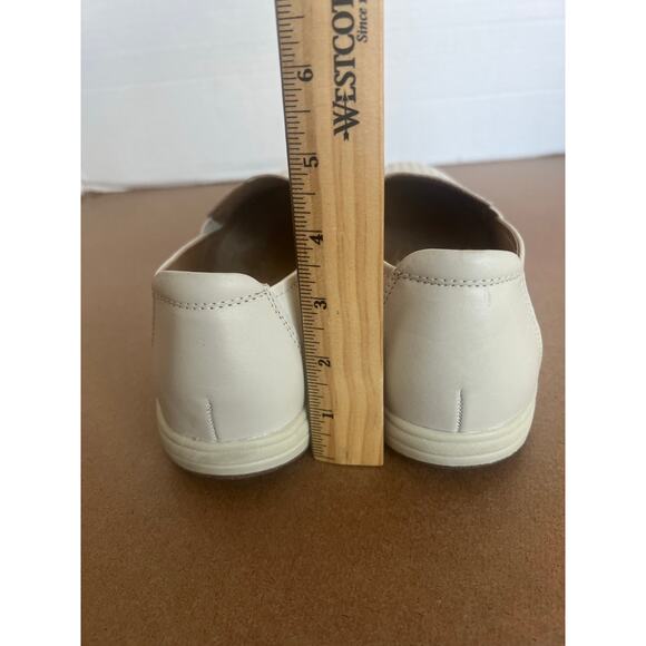 NWOT Earth Origins Elin Cream Leather Laser Cut Slip-On Casual Sneaker Shoe 8.5W - Picture 9 of 12